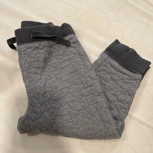 Gap quilted pull up jogger pants size 2 T